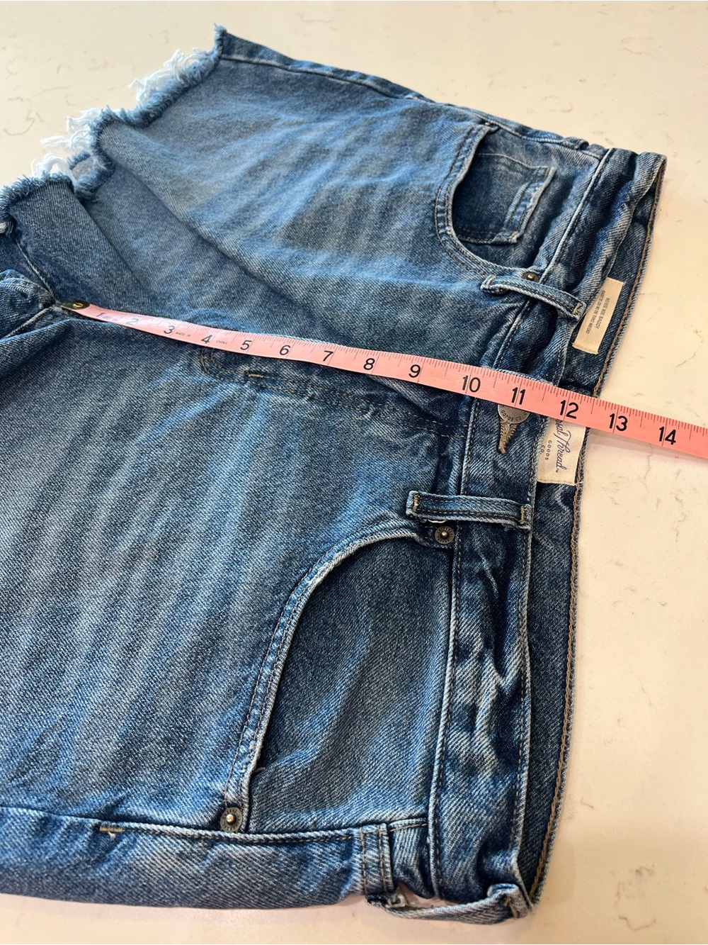 Universal Thread 90s Baggy Denim Shorts Mid Rise Button Fly Raw Hem 100% Cotton - Picture 7 of 8